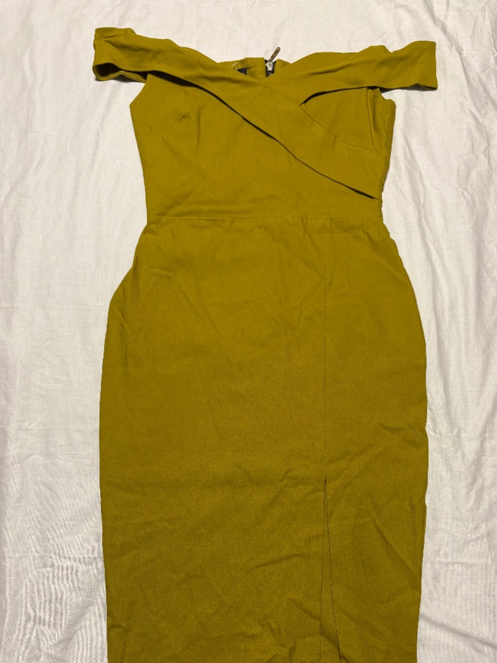 Vesper Off-The-Shoulder Midi Dress Chartreuse Olive Green Size 8 NWOT Asymmetric
